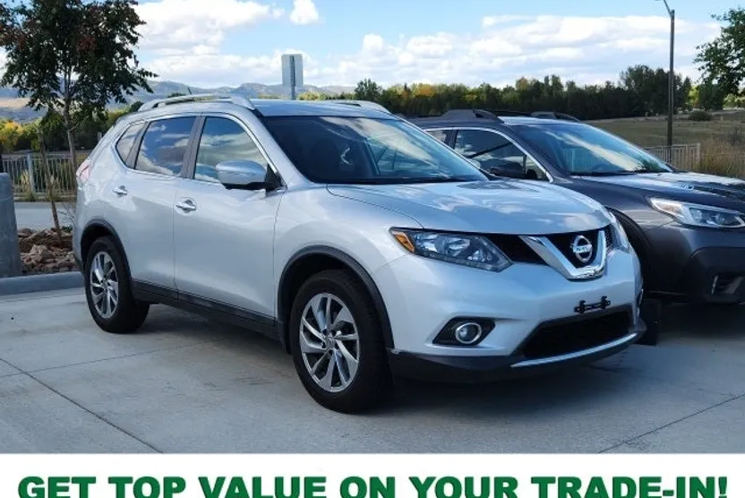 2015 Nissan Rogue SL photo 1