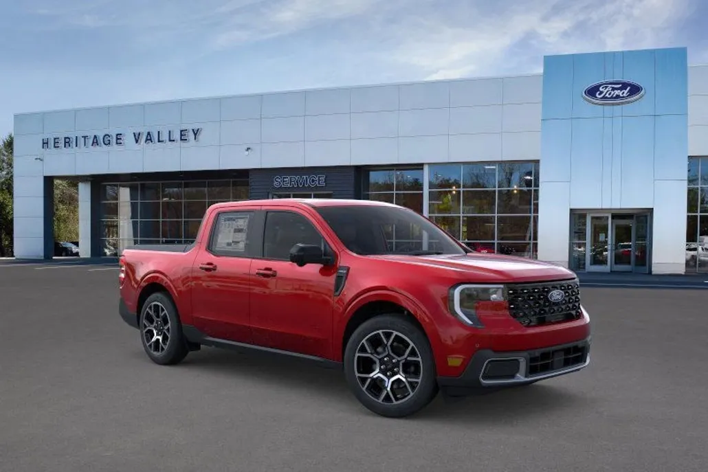 2025 Ford Maverick Lariat photo 1