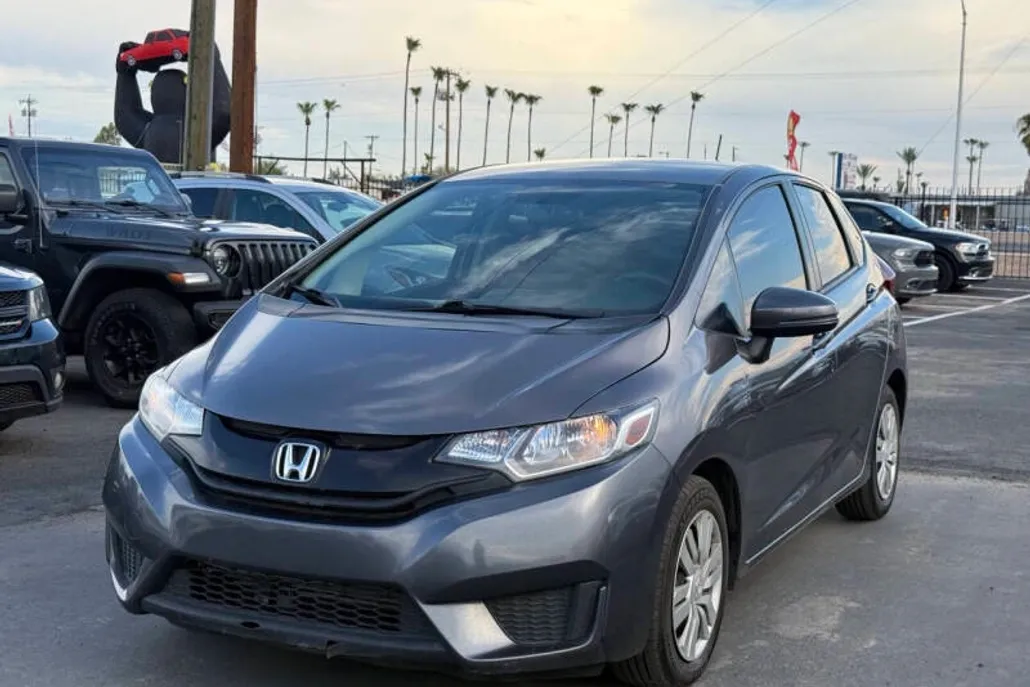 2016 Honda Fit LX photo 1