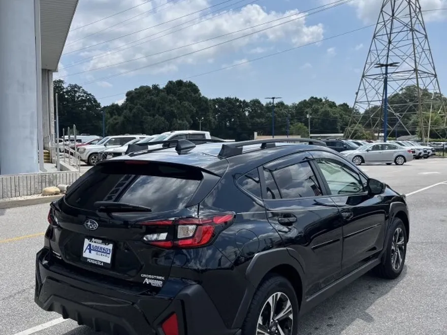 2024 Subaru Crosstrek Premium photo 1