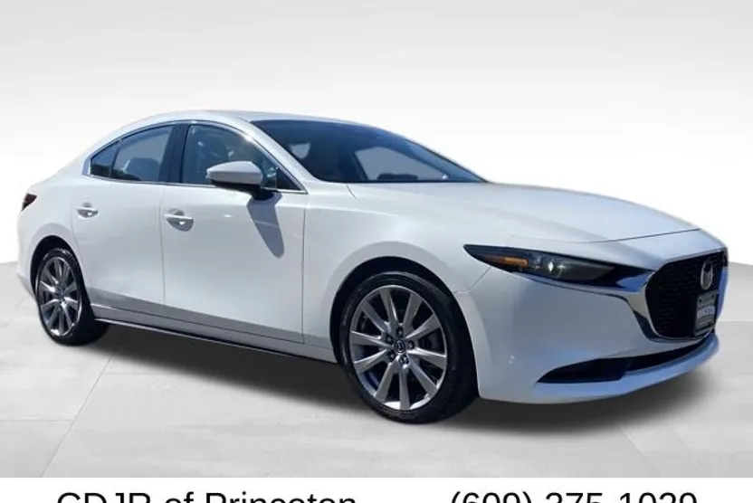 2020 Mazda Mazda3 Premium photo 1