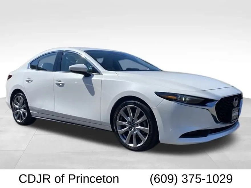 2020 Mazda Mazda3 Premium photo 1