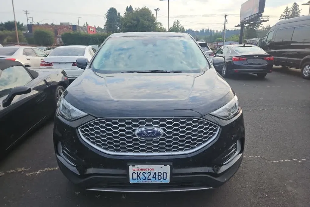 2024 Ford Edge SEL photo 1