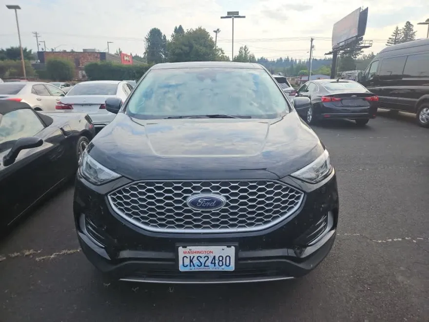 2024 Ford Edge SEL photo 1