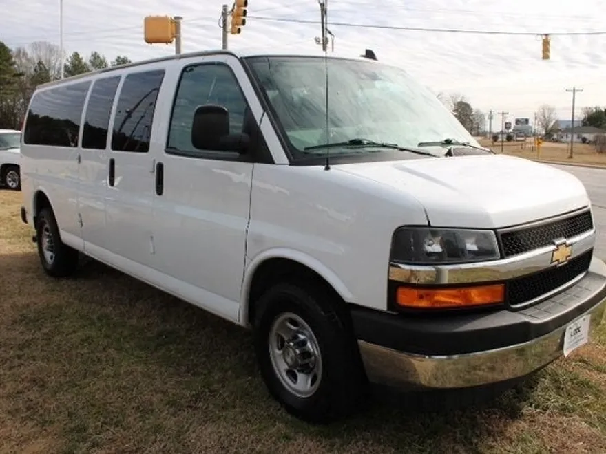 2020 Chevrolet Express LT photo 1