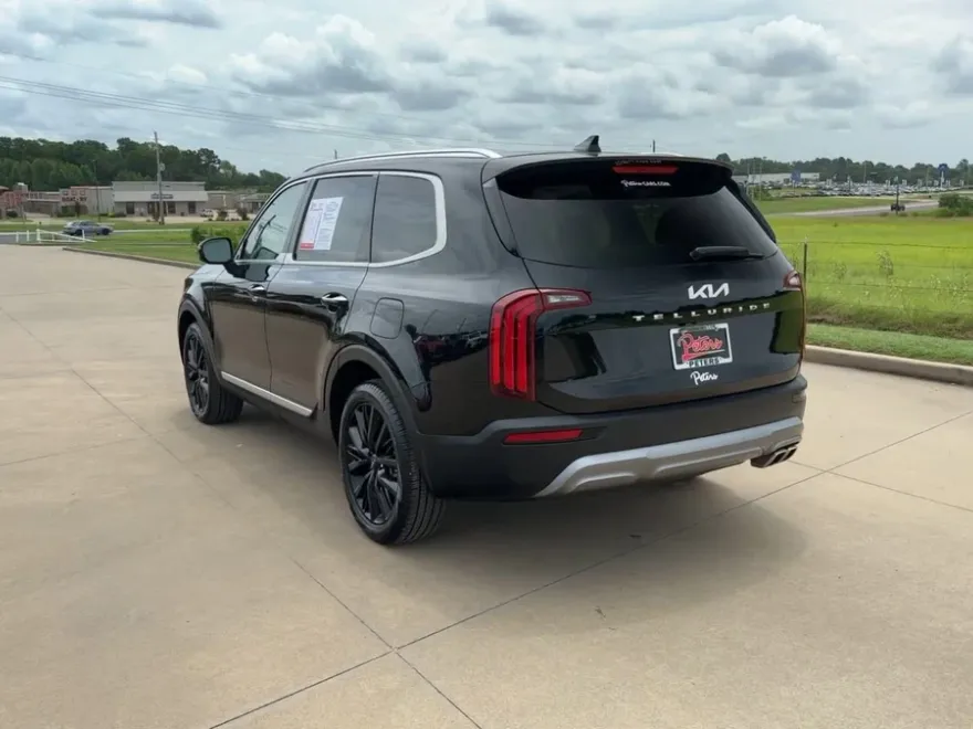 2022 Kia Telluride SX photo 1