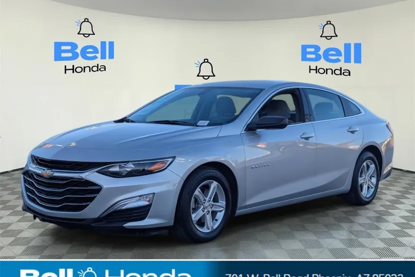 2021 Chevrolet Malibu LS photo 1