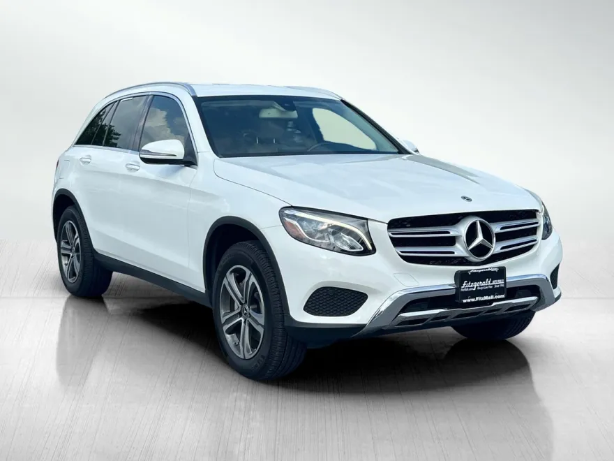2019 Mercedes Benz GLC 300 4MATIC photo 1