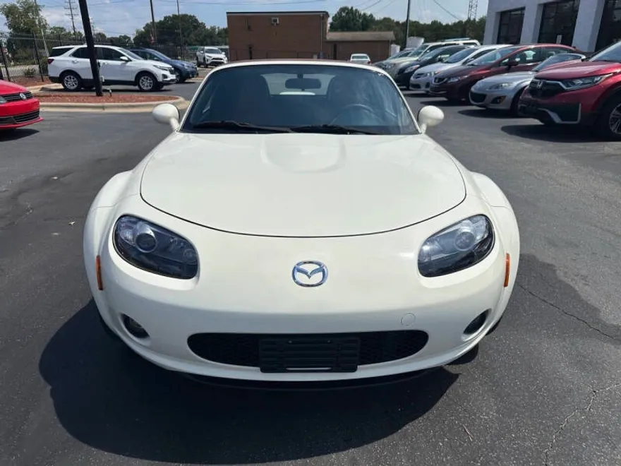 2006 Mazda MX-5 Miata Miata Grand Touring photo 1