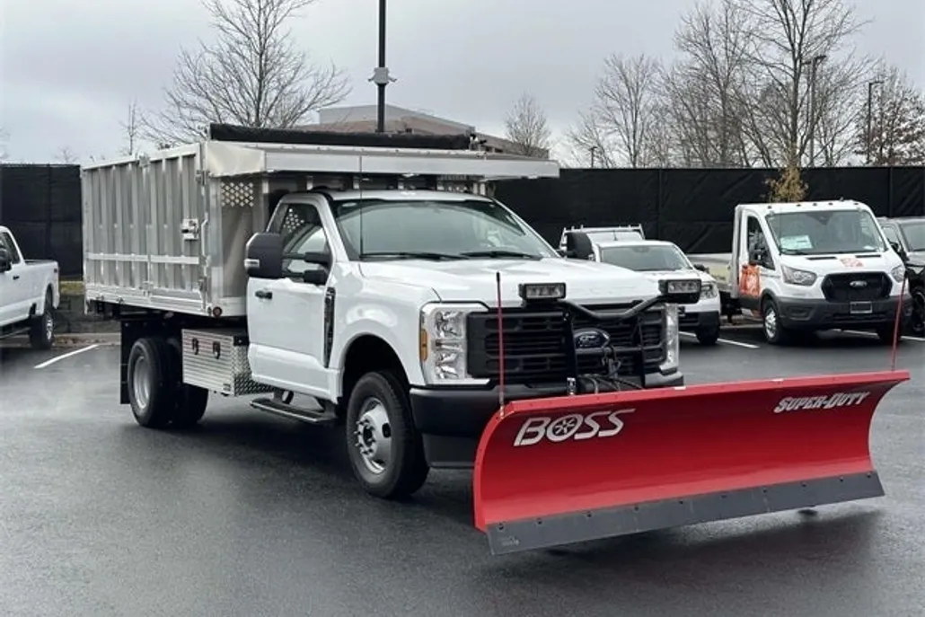 2024 Ford F-350 photo 1