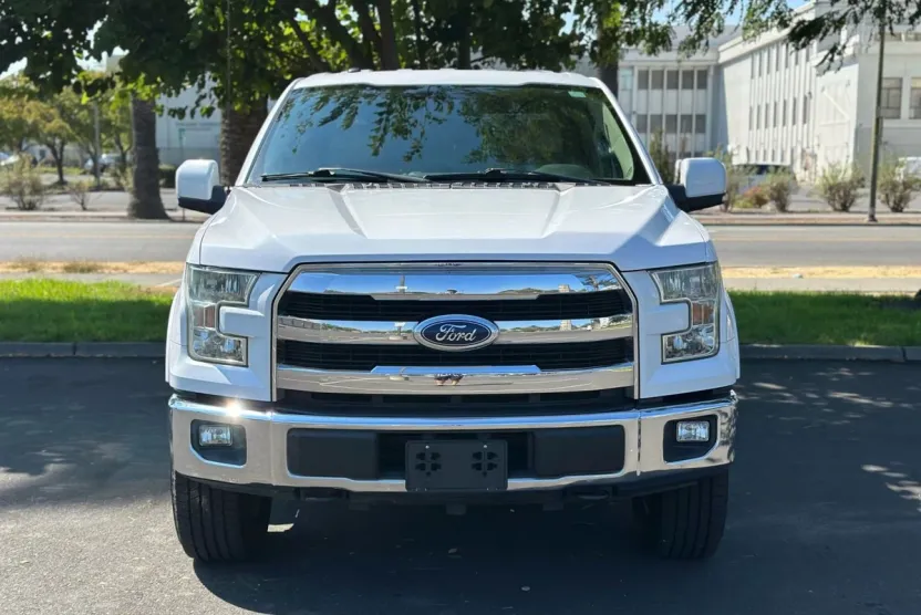 2015 Ford F-150 photo 1