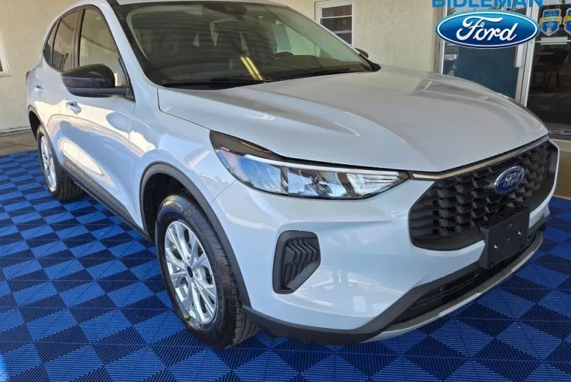 2025 Ford Escape Active photo 1
