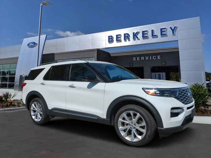 2023 Ford Explorer Platinum photo 1