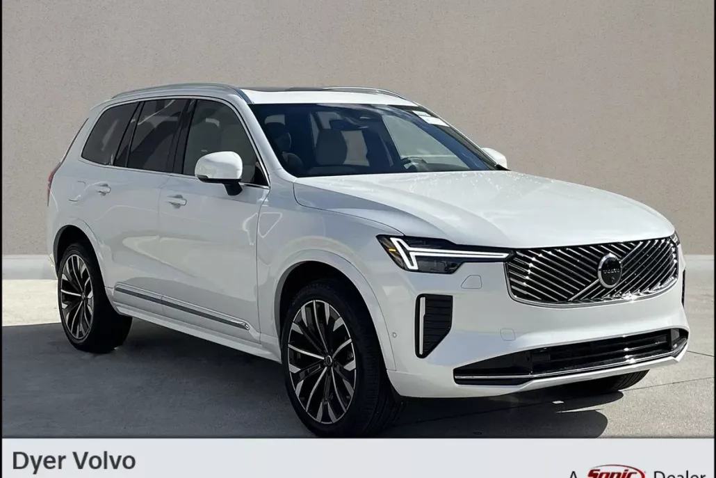2026 Volvo XC90 Plus photo 1