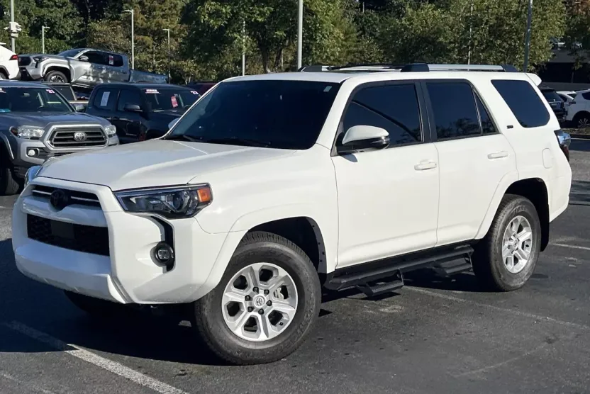 2023 Toyota 4Runner SR5 Premium photo 1