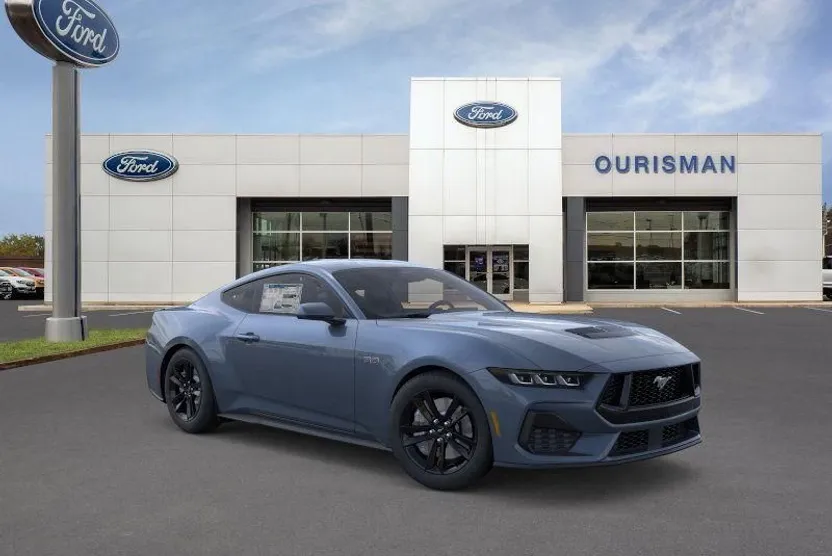 2025 Ford Mustang GT photo 1