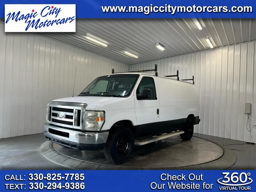 2008 Ford E-250 photo 1