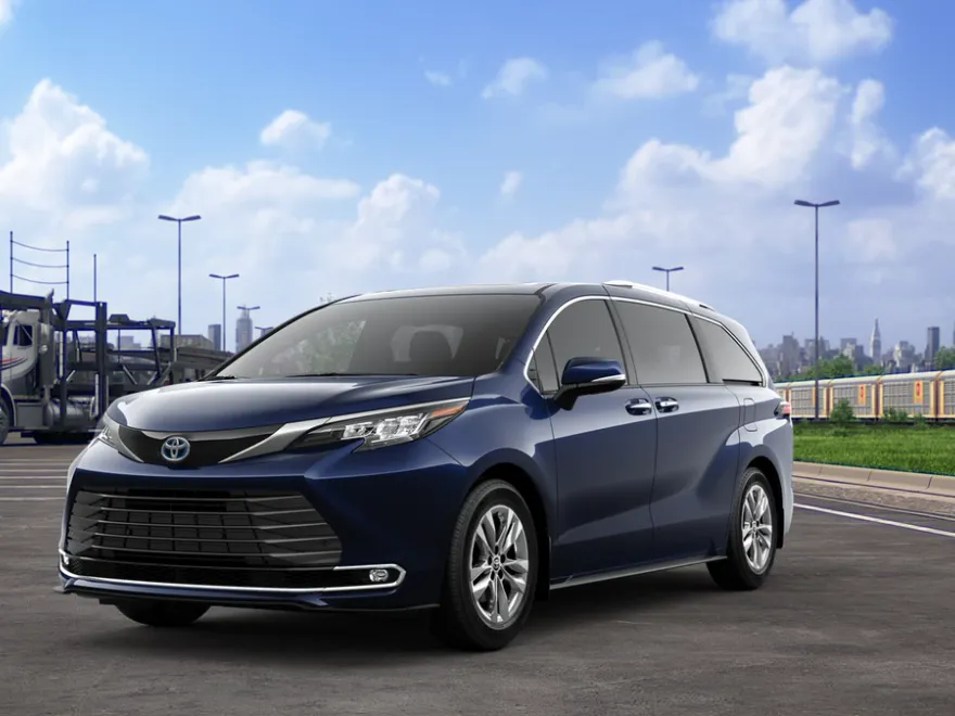 2025 Toyota Sienna Limited photo 1