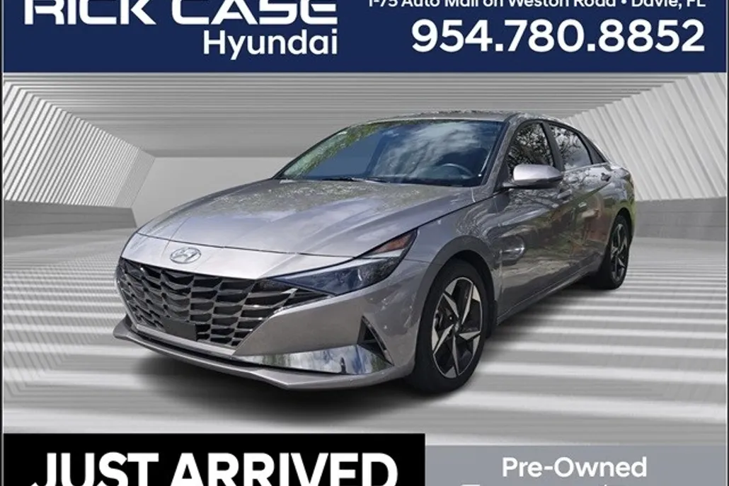 2023 Hyundai Elantra Limited photo 1