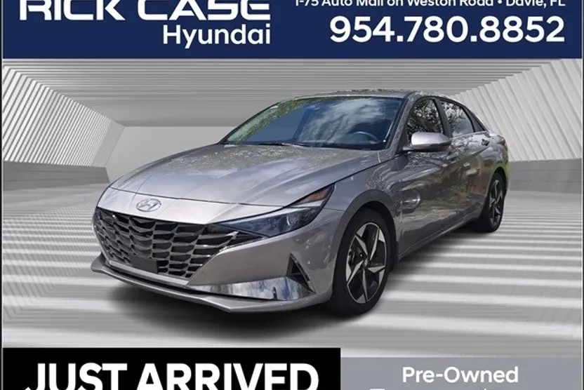 2023 Hyundai Elantra Limited photo 1