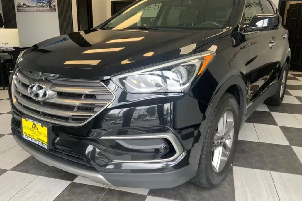 2017 Hyundai Santa Fe Sport photo 1
