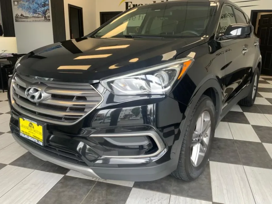 2017 Hyundai Santa Fe Sport photo 1