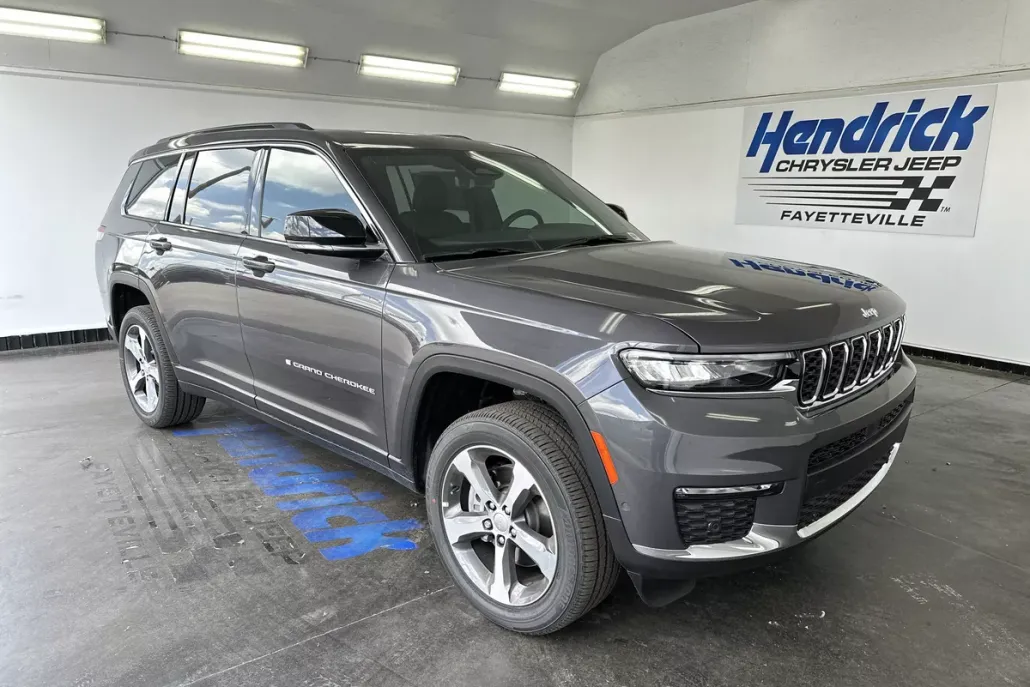 2025 Jeep Grand Cherokee Limited photo 1