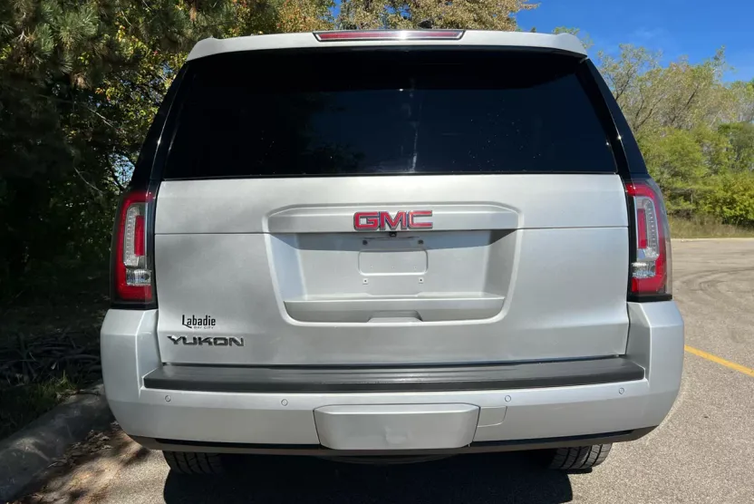 2015 Gmc Yukon SLT photo 1
