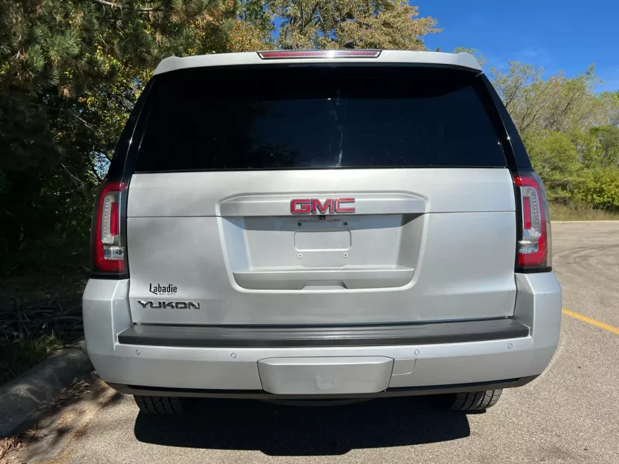 2015 Gmc Yukon SLT photo 1