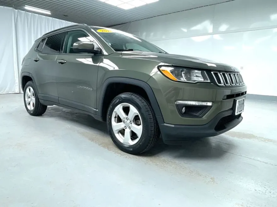 2018 Jeep Compass Latitude photo 1