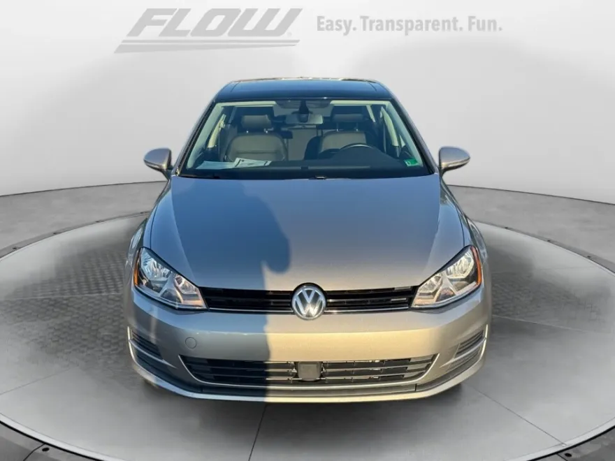 2017 Volkswagen Golf TSI S photo 1