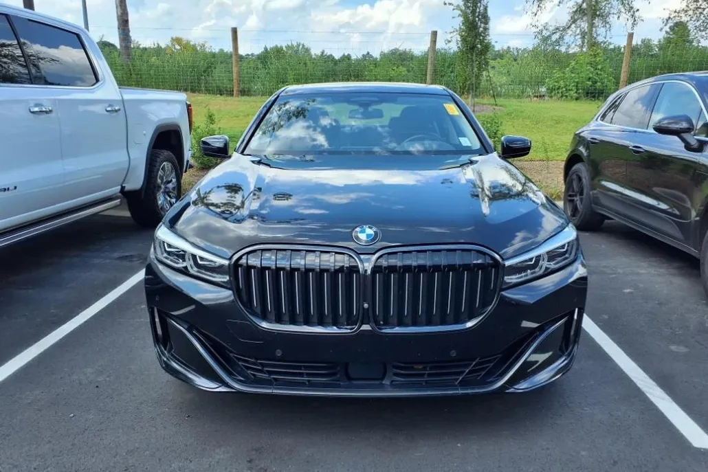 2021 Bmw 740i photo 1