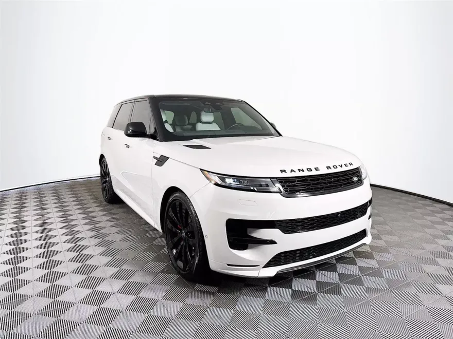 2024 Land Rover Range Rover Sport SE photo 1