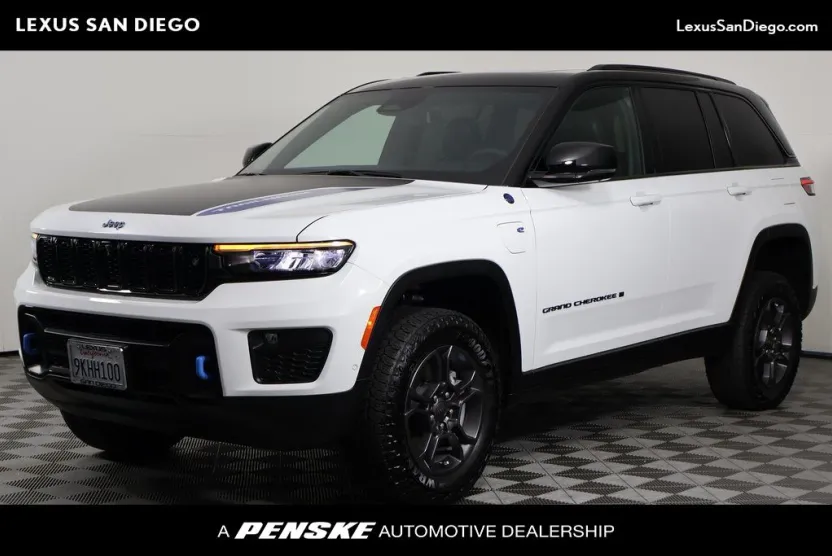 2023 Jeep Grand Cherokee Trailhawk 4xe photo 1