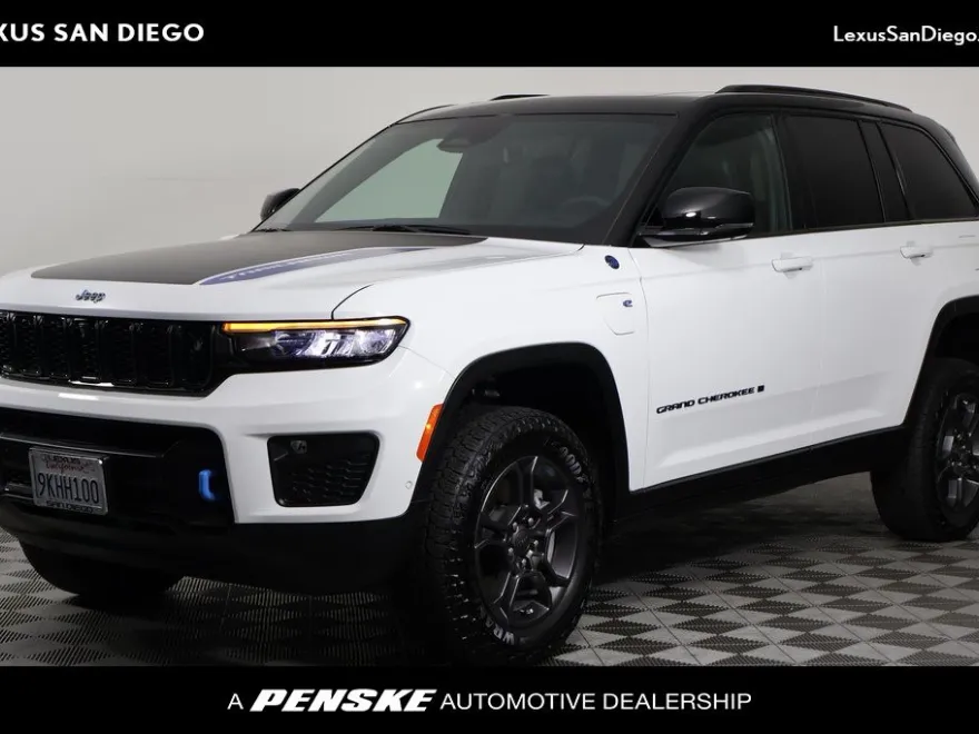 2023 Jeep Grand Cherokee Trailhawk 4xe photo 1
