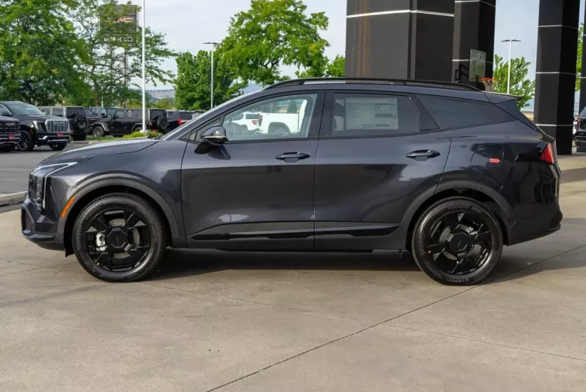 2026 Kia Sportage X-Line photo 1