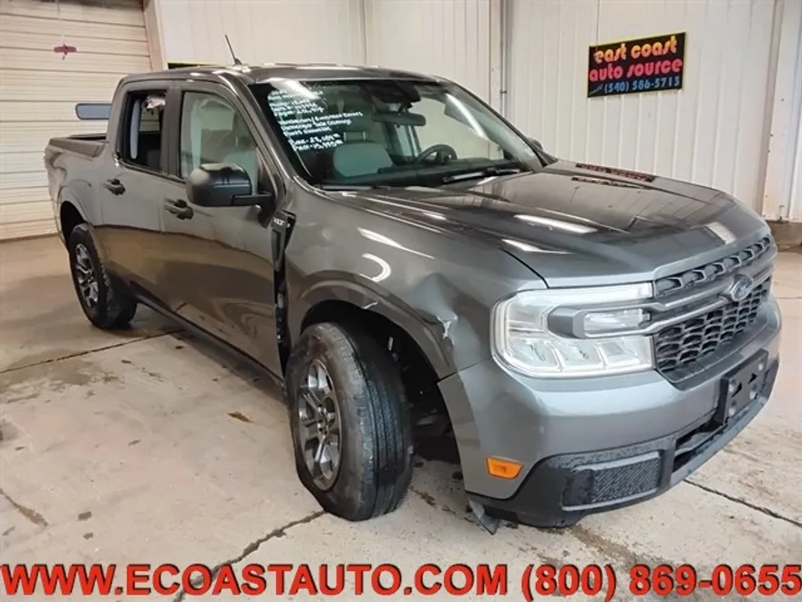 2024 Ford Maverick XLT photo 1