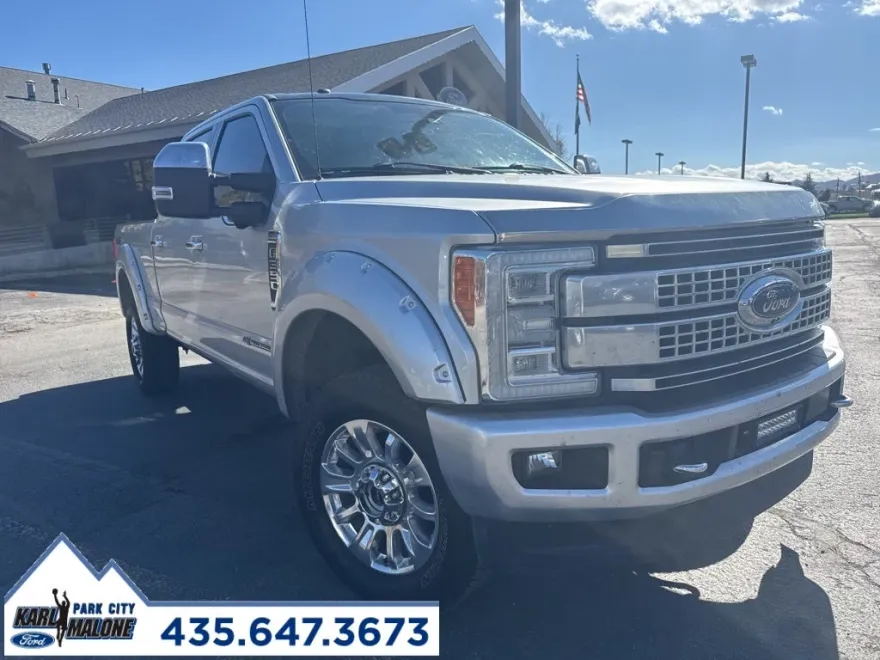 2017 Ford F-350 Platinum photo 1