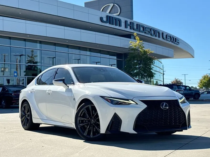 2021 Lexus IS 350 F SPORT photo 1