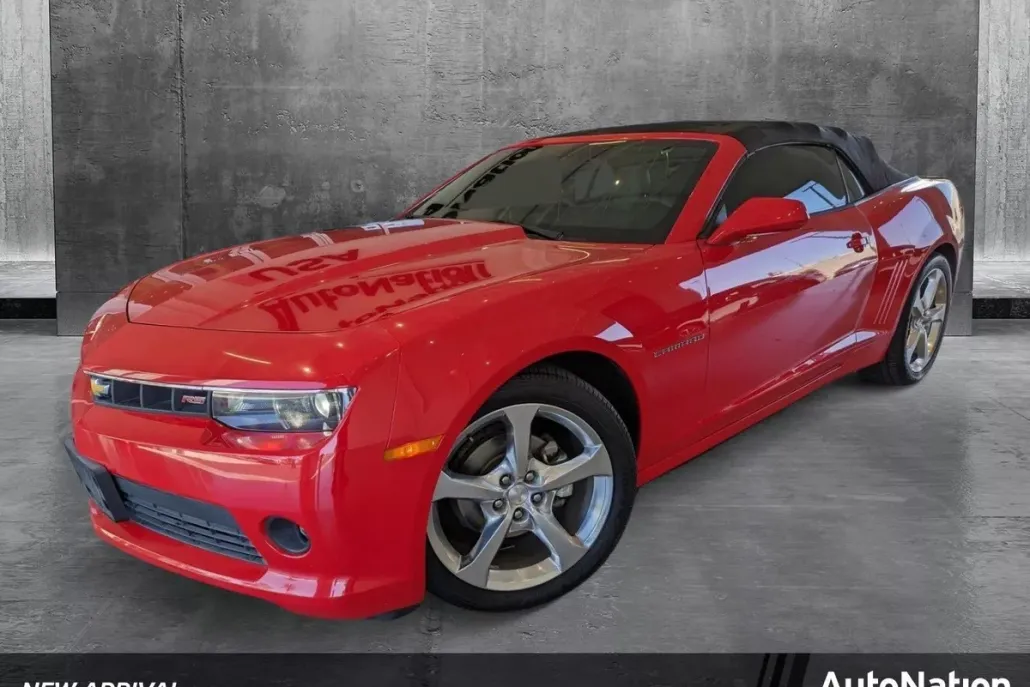 2015 Chevrolet Camaro 2LT photo 1