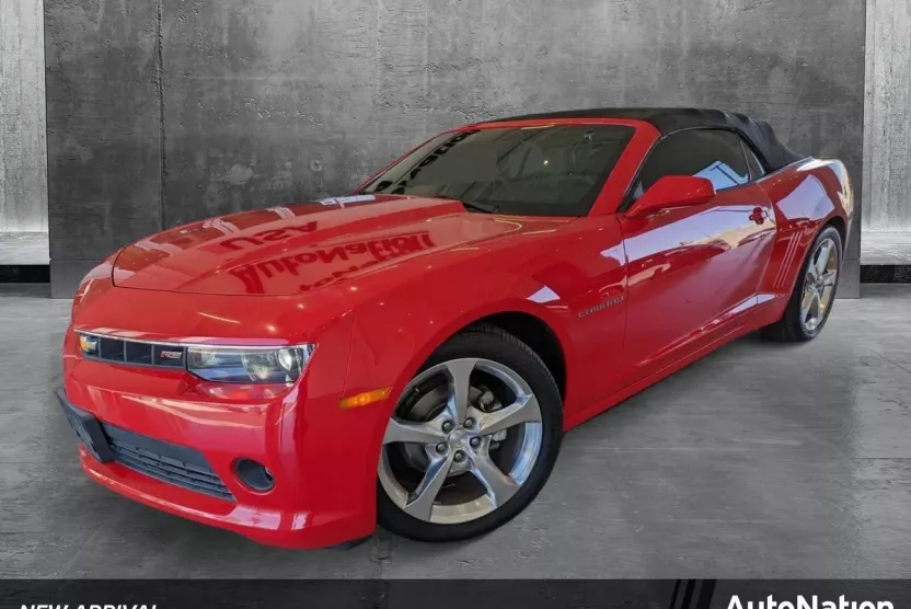 2015 Chevrolet Camaro 2LT photo 1
