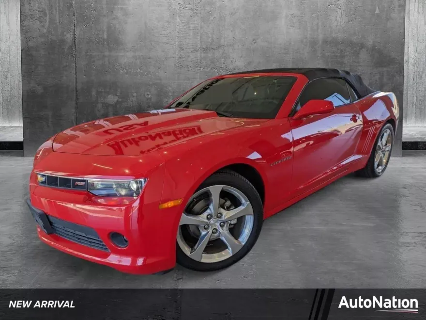 2015 Chevrolet Camaro 2LT photo 1