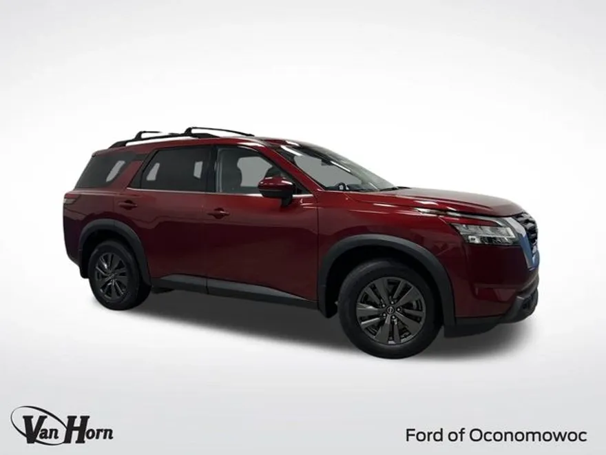 2022 Nissan Pathfinder SV photo 1
