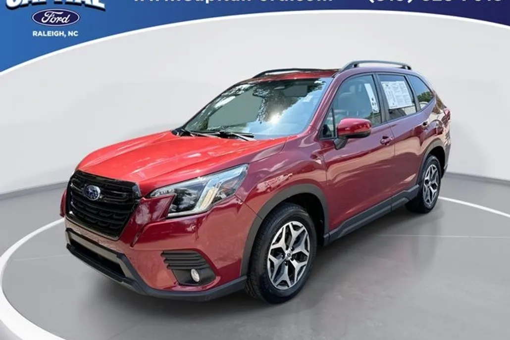 2022 Subaru Forester Premium photo 1