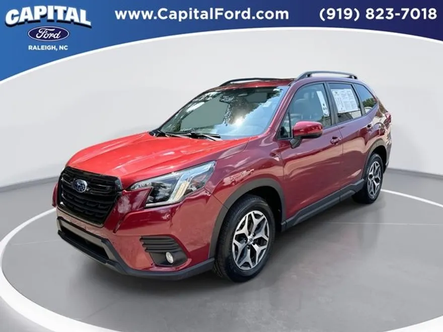 2022 Subaru Forester Premium photo 1