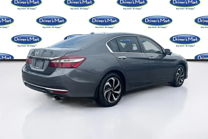 2016 Honda Accord EX photo 1
