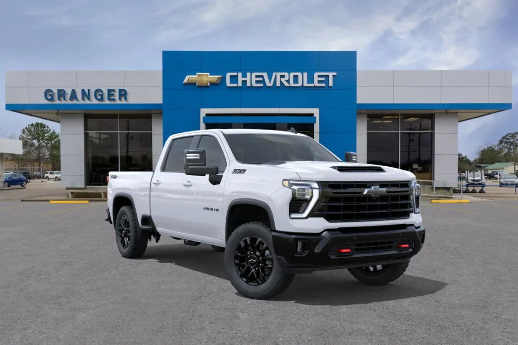 2025 Chevrolet Silverado 2500HD LT photo 1