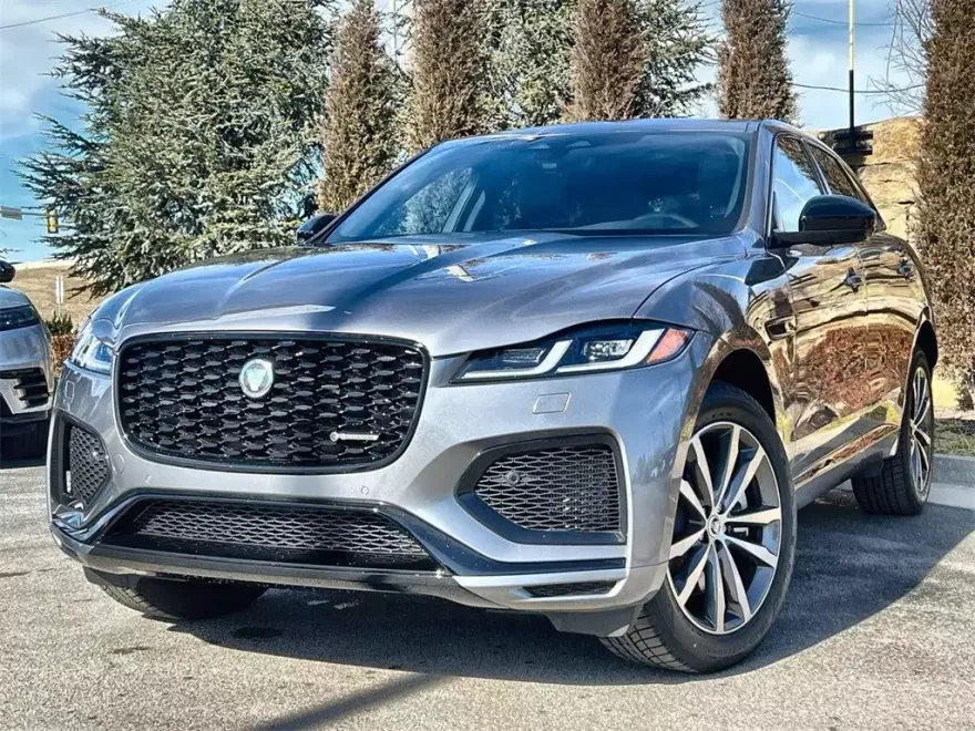 2025 Jaguar F-PACE P400 R-Dynamic S photo 1