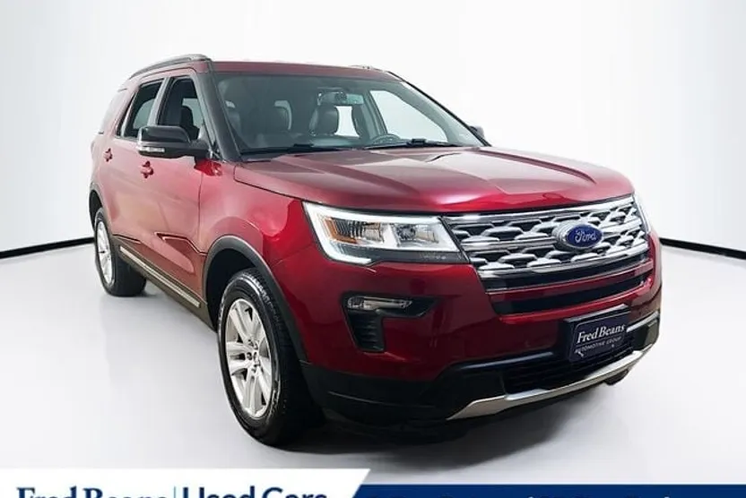 2018 Ford Explorer XLT photo 1