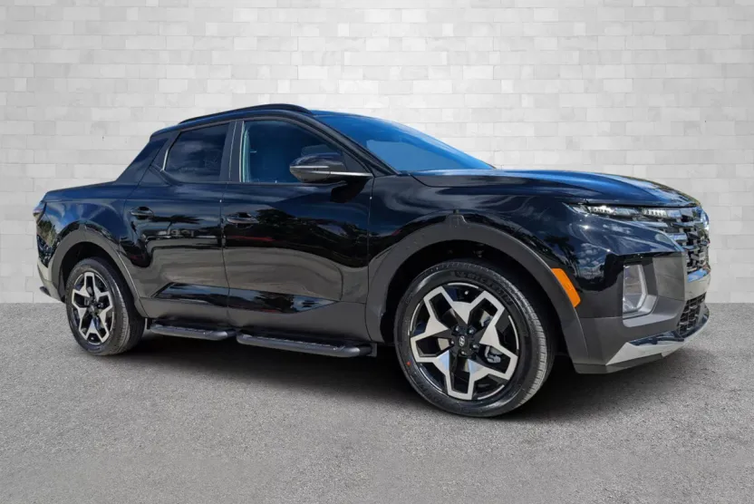 2024 Hyundai Santa Cruz Limited photo 1